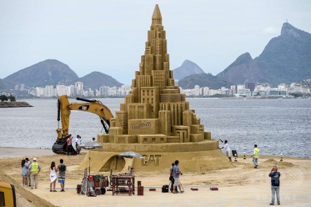 ブラジル・砂の城（12メートル）